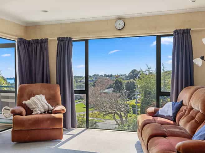 6 Hairini Street, Hairini