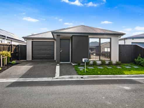 10 Clontarf Lane, Belfast