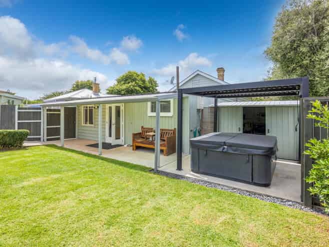 556 Great South Road, Huntly