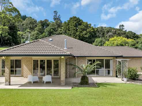 16 De L'isle Lane, Maungatapere