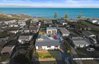 16 Kowhai Avenue, Kaiaua