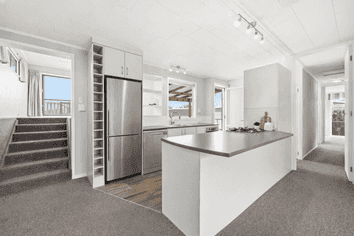 16 Kowhai Avenue, Kaiaua