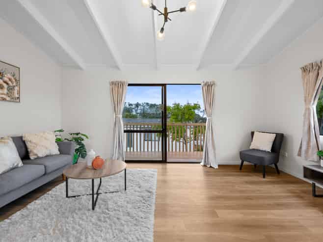 30 Aldern Road, Massey