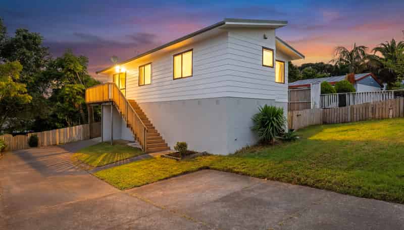 30 Aldern Road, Massey