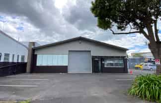 458SQM Versatile Standalone Warehouse