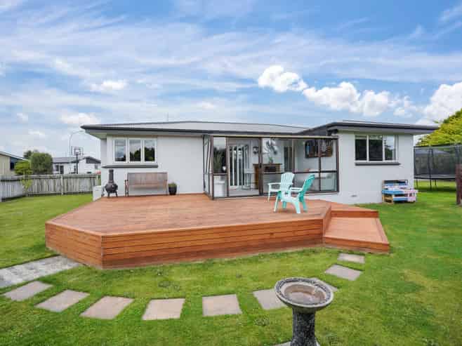 8 Nevis Crescent, Grasmere