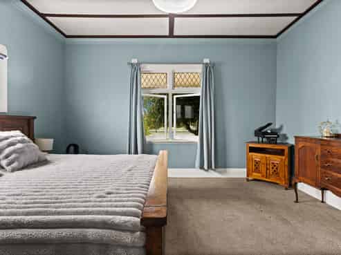 1200 Caroline Road, Mayfair