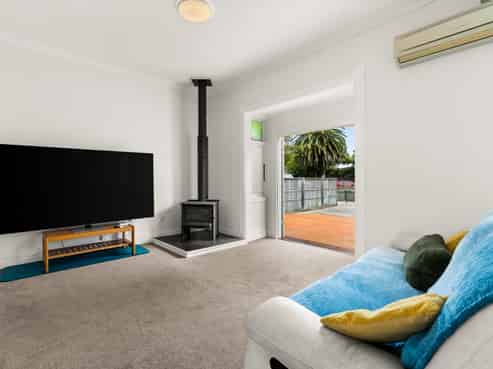 1200 Caroline Road, Mayfair