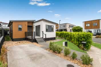 42 Tahere Road, Flat Bush