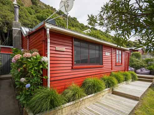 28 Moody Street, Gore Bay