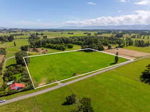 2 Kaitara Park Lane, Greytown