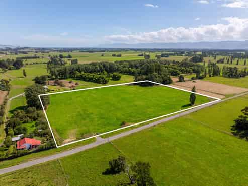 2 Kaitara Park Lane, Greytown