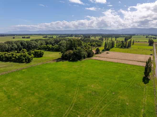 2 Kaitara Park Lane, Greytown