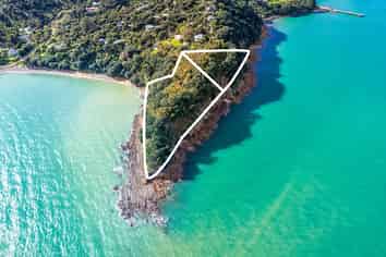 27 and 31 Hunterville Road, Waiheke Island