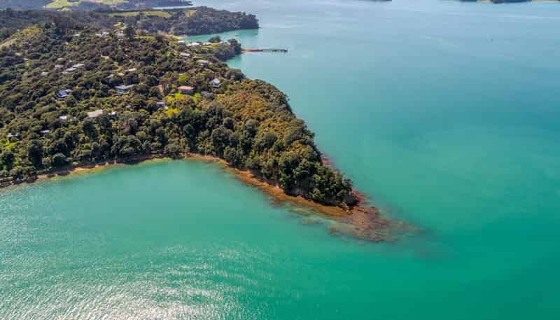 27 and 31 Hunterville Road, Waiheke Island