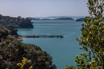 27 and 31 Hunterville Road, Waiheke Island