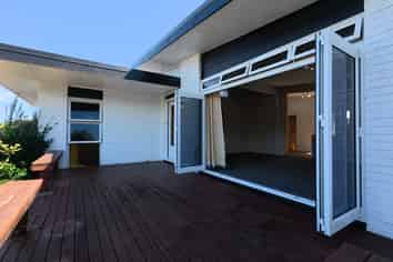 6 Green Place, Richmond Heights