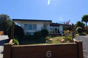 6 Green Place, Richmond Heights