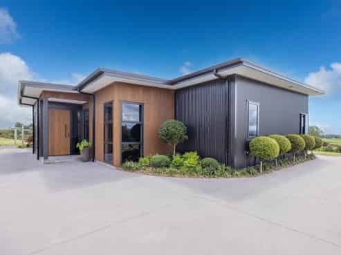 59 Pine Road, Lichfield