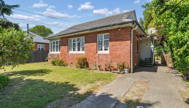 62 Waddington Drive, Naenae