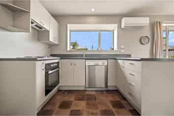 402a Yaldhurst Road, Russley