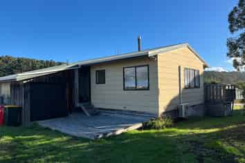 13 Arataki Grove, Waitarere Beach