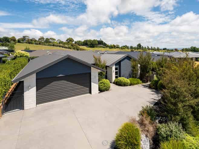 2 Belvedere Drive, Richmond