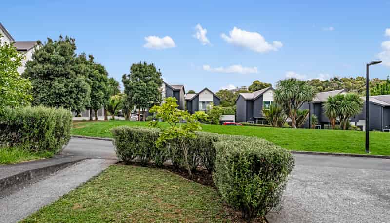 28/27 Powell Street, Avondale