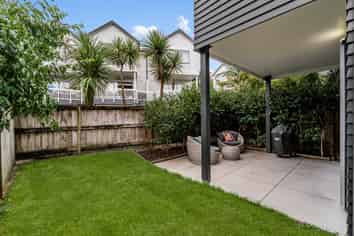 28/27 Powell Street, Avondale