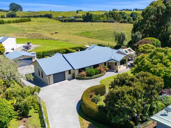 12C Takiroa Street, Urenui