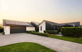 7 Moemoea Place, Cambridge