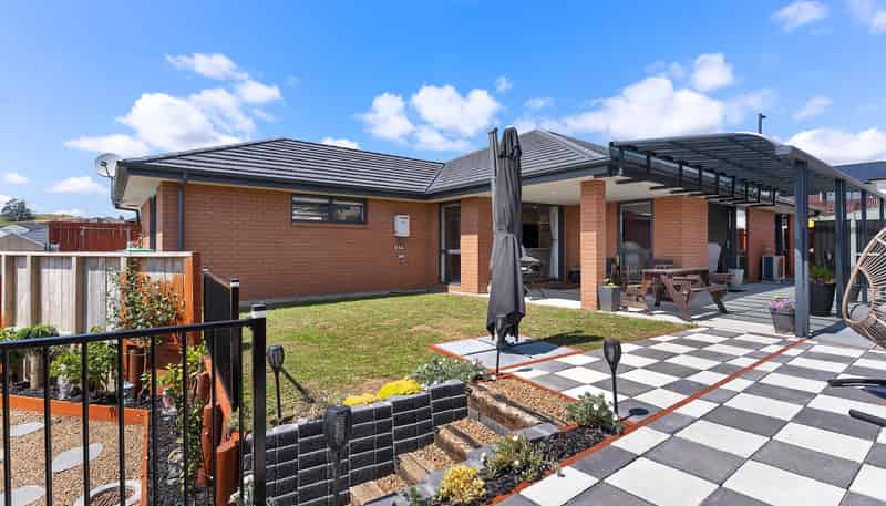 7 Viv Green Place, Pokeno