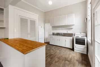 35 Colombo Street, Newtown