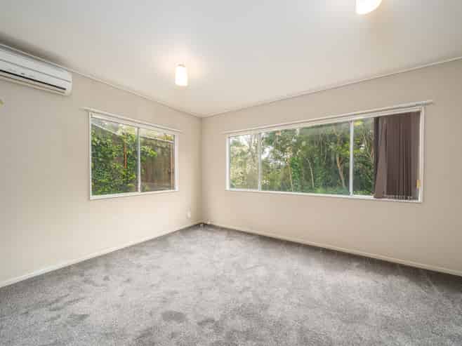 A (One Bed/32 Thurleigh Grove, Karori
