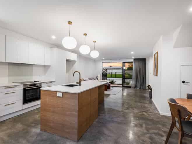 26F Brennan Avenue, Te Atatu Peninsula