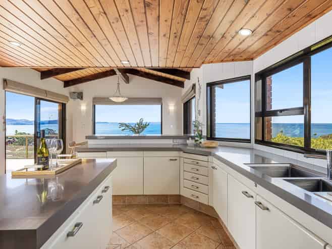 8 Durness Place, Red Beach