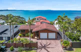 8 Durness Place, Red Beach