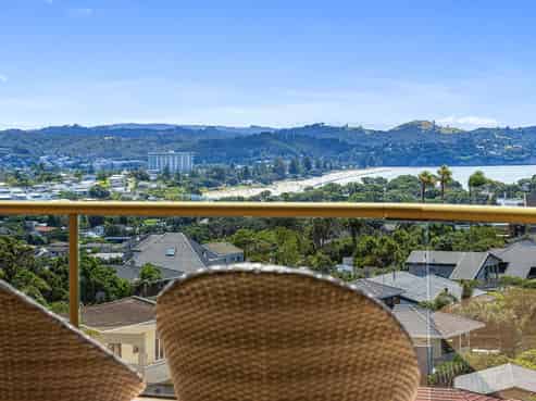 8 Durness Place, Red Beach