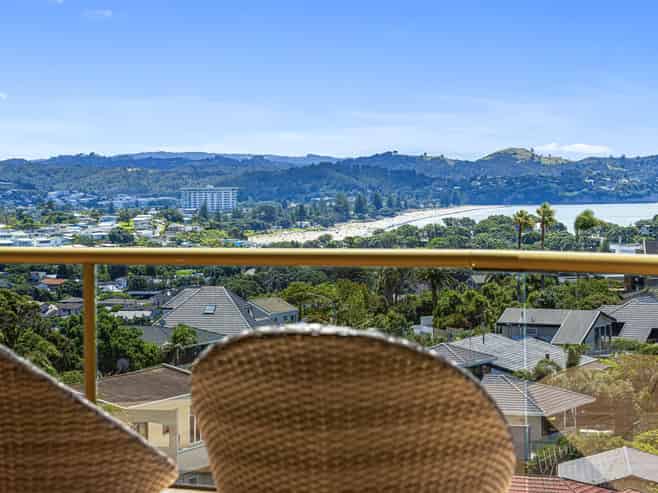 8 Durness Place, Red Beach