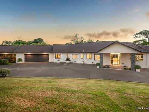 23 Whiteways Drive, Dairy Flat