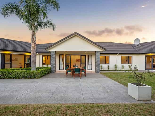 23 Whiteways Drive, Dairy Flat