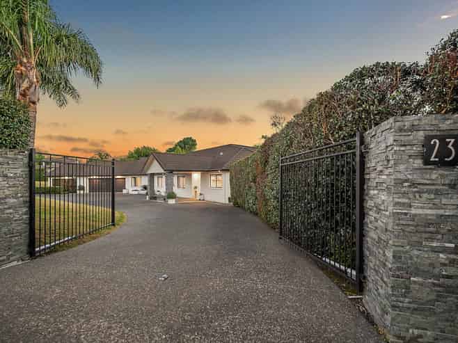 23 Whiteways Drive, Dairy Flat