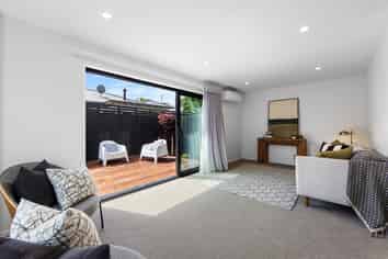 2/99 King Street, Sydenham