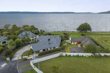 20 Gemini Place, Kawaha Point