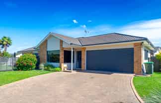 17 Addington Place, Taradale