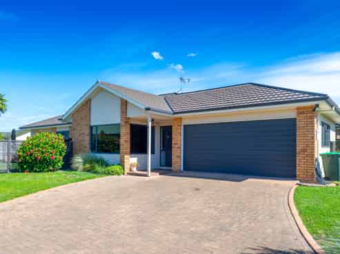 17 Addington Place, Taradale