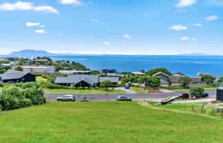 46 Lax Crescent, Leigh