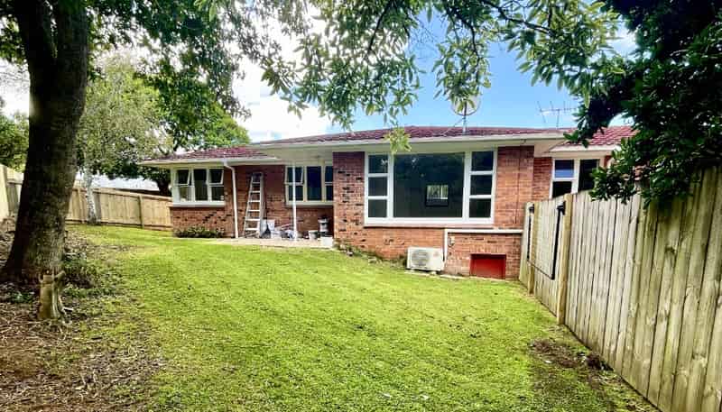 1/9a Dornwell Road, Three Kings