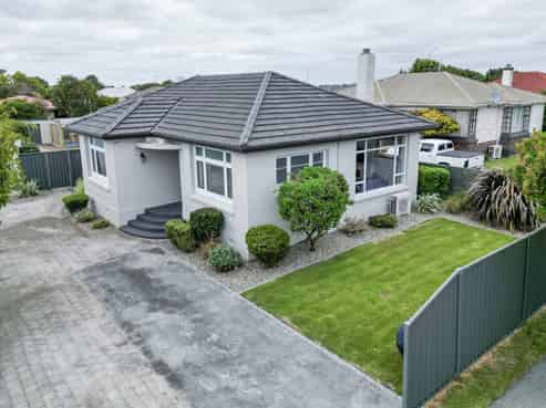 196 Princes Street, Strathern