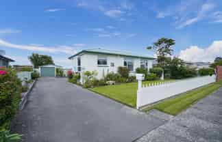 121 Derwent Crescent, Glengarry